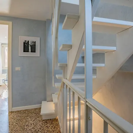 Casa Con Vista Canale *