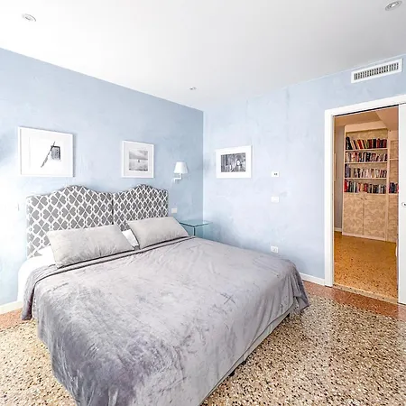 Casa Con Vista Canale *